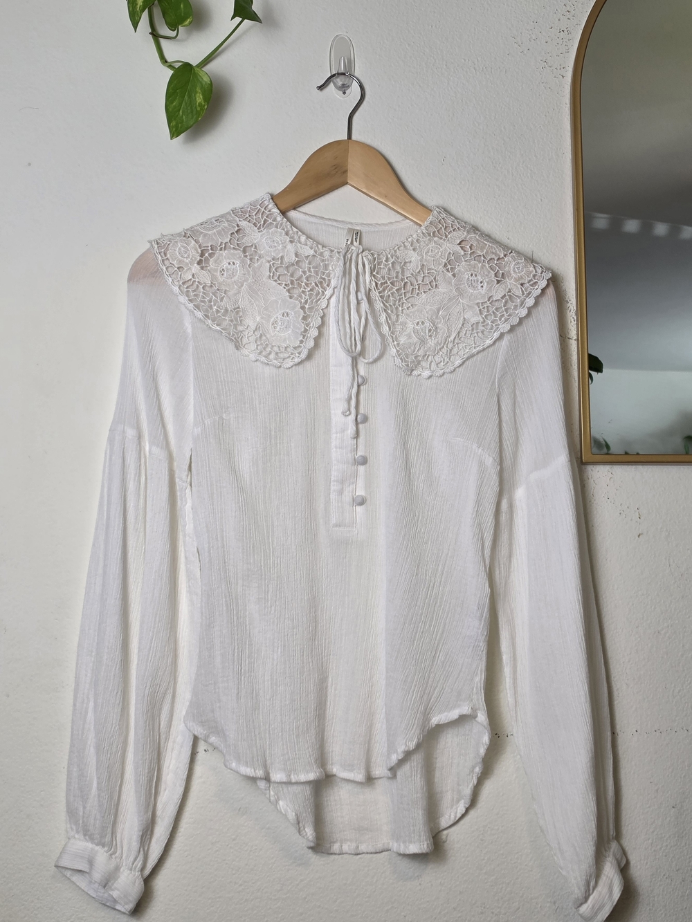 Anthropologie White Lace Collar Button-Down Blouse